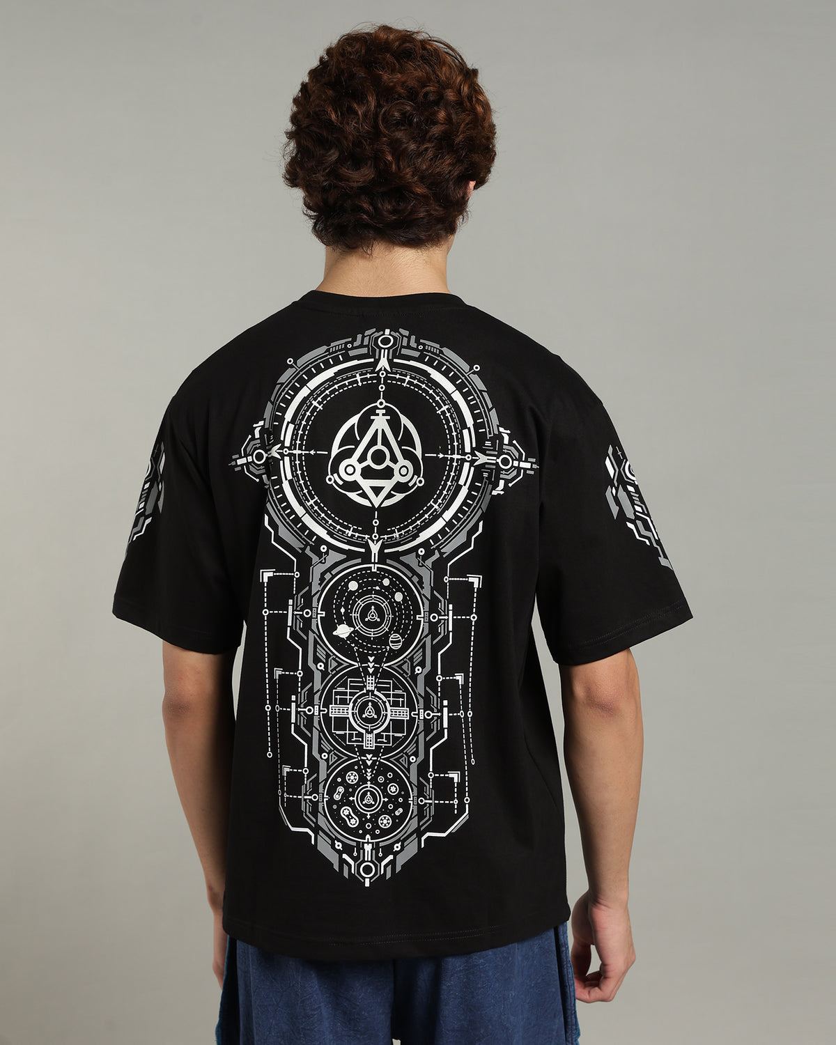 Cosmic Radar | Glow in The Dark T-Shirt